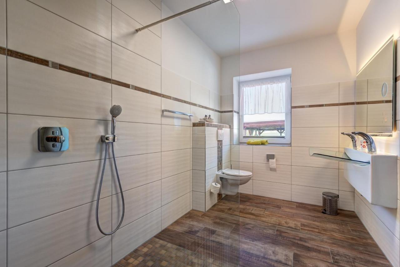 Appartamento Haus Im Gruenen Heringsdorf  Esterno foto